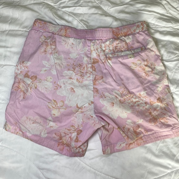 Modern Amusement Floral Men’s Swimtrunks - Picture 2 of 4